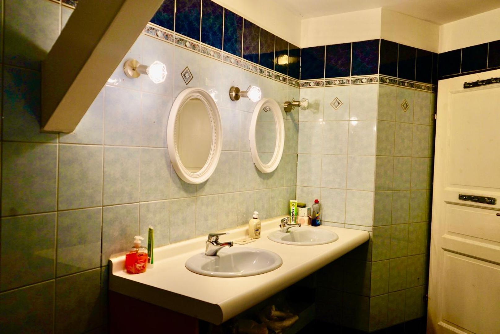 U6 Schoepfwerk Home Вена Экстерьер фото