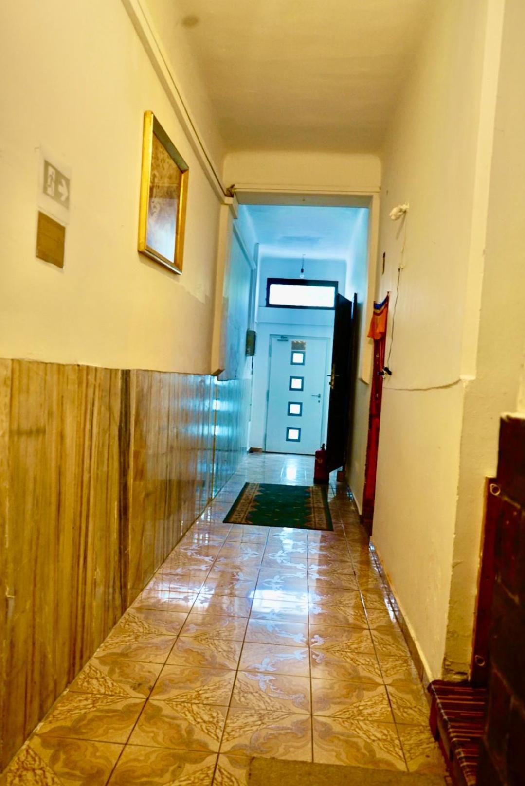 U6 Schoepfwerk Home Вена Экстерьер фото