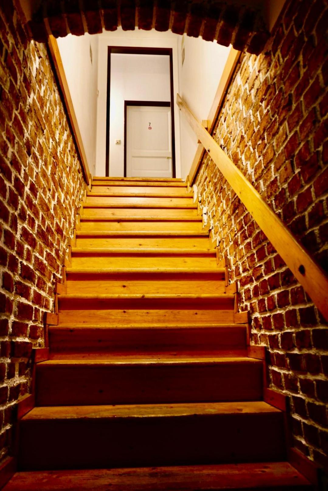 U6 Schoepfwerk Home Вена Экстерьер фото