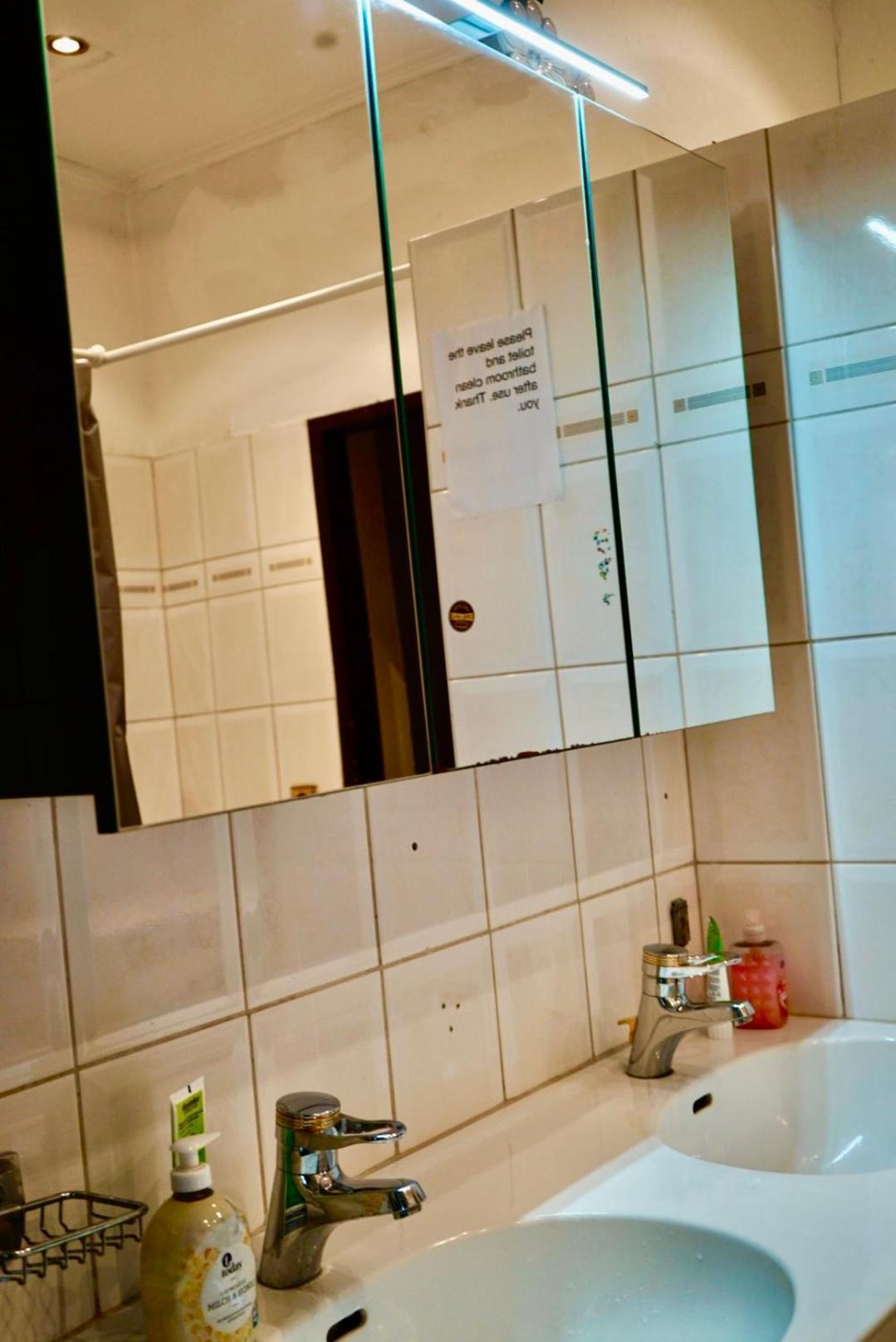 U6 Schoepfwerk Home Вена Экстерьер фото
